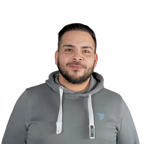 Porträt von Gökhan Köz, Geschäftsführer und Malermeister.